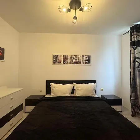 Aparts With Pool And Parking Appartement *