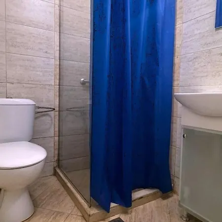 Aparts With Pool And Parking Appartement Baltsjik